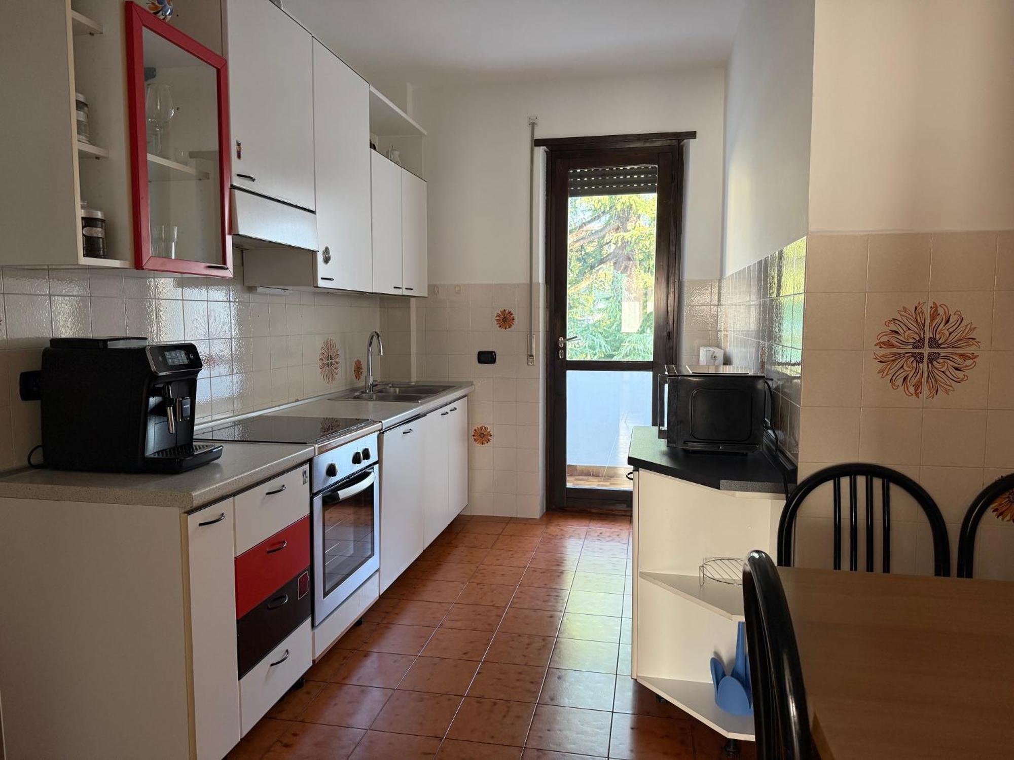 Appartamento Spazioso Con 3 Camere Da Letto Riva del Garda Exteriör bild